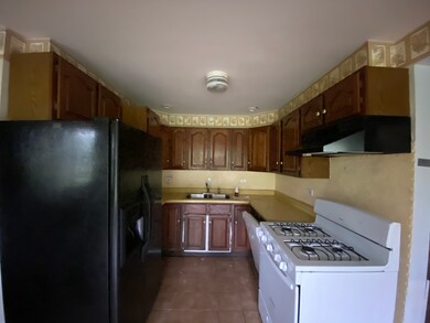 18441 Baker Ave, Country Club Hills, IL 60478 - photo 2