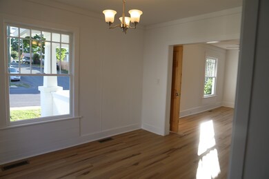 849 Trout St, Staunton, VA 24401 - photo 2