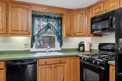 21 Oakland Rd, Pepperell, MA 01463 - photo 6