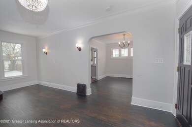 917 Clyde St, Lansing, MI 48915 - photo 3