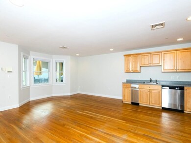 2 Lee Hill Rd unit 5, Roslindale, MA 02131 - photo 3