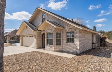 831 Nada Dr, Alamo, TX 78516 - photo 2