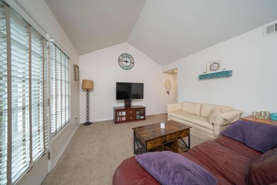 721 Whitcomb St unit A, Kalamazoo, MI 49008 - photo 2