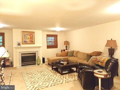 1837 Staley Manor Dr, Silver Spring, MD 20904 - photo 3