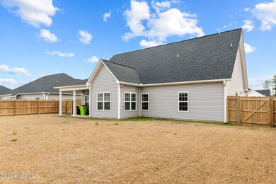 2006 Snapper St, New Bern, NC 28562 - photo 2