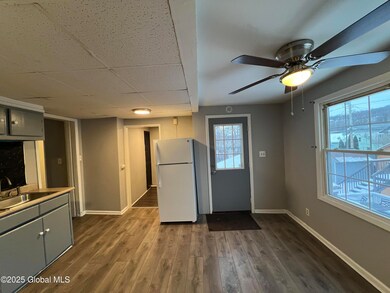490 5th Ave unit 2, Troy, NY 12182 - photo 3