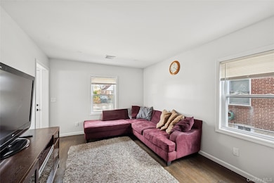 109 Caroline Ave, Franklin Square, NY 11010 - photo 6