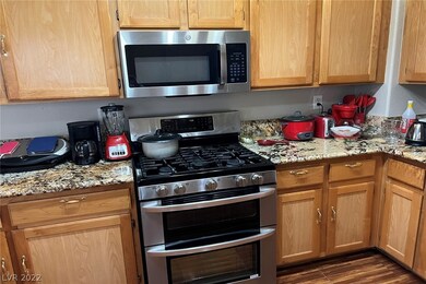 2658 Grand Basin Dr, Las Vegas, NV 89156 - photo 6