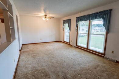 52 Curd Ave, Williamsburg, KY 40769 - photo 5