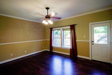 2620 Arlington St, Houston, TX 77008 - photo 5
