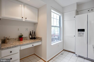 5204 Winding Star Cir, Columbia, MD 21044 - photo 5