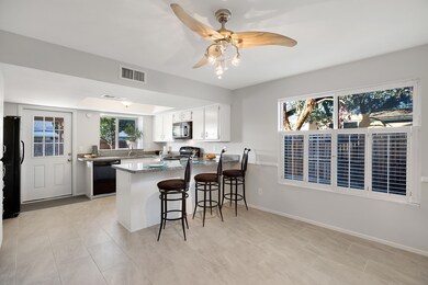 566 W Pantera Ave, Mesa, AZ 85210 - photo 4