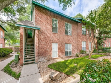 8601 Park Ln unit 221B, Dallas, TX 75231 - photo 2