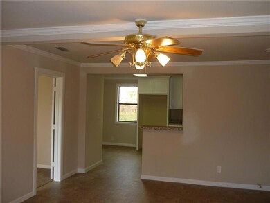 313 N Roe St, Fort Worth, TX 76108 - photo 5