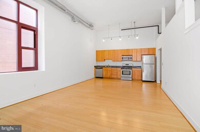 22 S Howard St unit R402, Baltimore, MD 21201 - photo 3