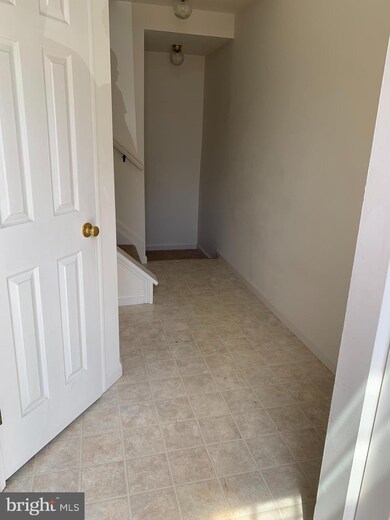 6342 Jacobs Ct, Sykesville, MD 21784 - photo 3