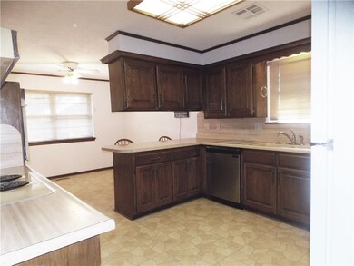 2428 NW 120th St, Oklahoma City, OK 73120 - photo 7