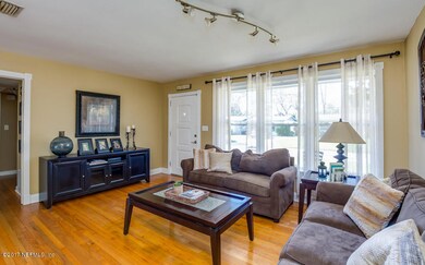 703 Monte Carlo Rd, Jacksonville, FL 32216 - photo 4