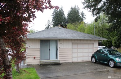10430 Holly Dr, Everett, WA 98204 - photo 2