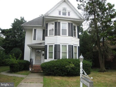 246 W Broad St, Paulsboro, NJ 08066 - photo 2