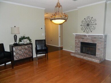 2010 N Forest Ln unit 3, Weslaco, TX 78596 - photo 7