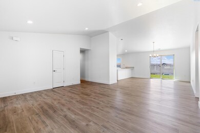 2880 S Osborne St, Kennewick, WA 99338 - photo 4