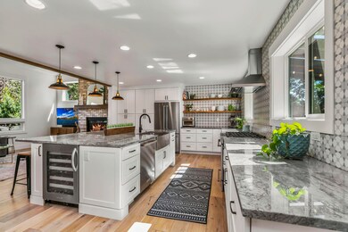 20439 Silver Tip Ct, Bend, OR 97702 - photo 5