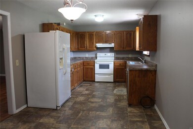 162 County Road 4221, Poplar Bluff, MO 63901 - photo 7