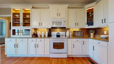 207 Henderson Rd, Shelbyville, TN 37160 - photo 7