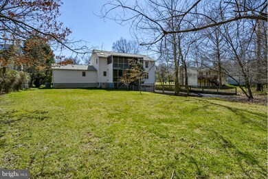 11022 Prospect Hill Rd, Glenn Dale, MD 20769 - photo 6