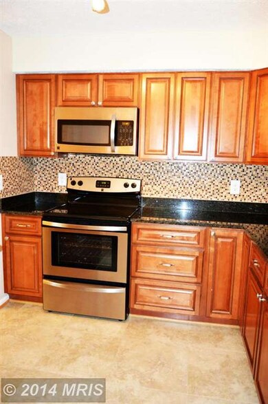 3609 Buckeye Ct, Fairfax, VA 22033 - photo 6