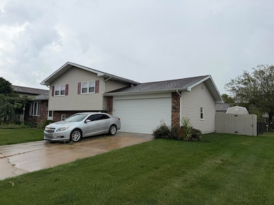 1325 W 75th Place, Merrillville, IN 46410 - photo 2