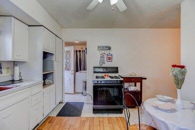 309 S Douglas St, Villa Grove, IL 61956 - photo 7