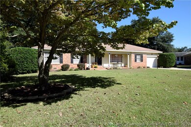 493 Lennox Dr, Fayetteville, NC 28303 - photo 2