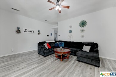 908 Risen Star Ln, Copperas Cove, TX 76522 - photo 7