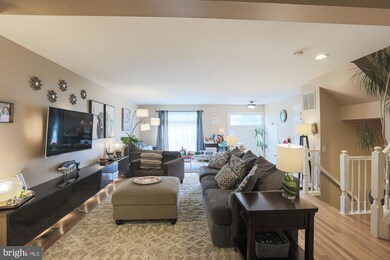 11934 Thurloe Dr, Lutherville Timonium, MD 21093 - photo 4