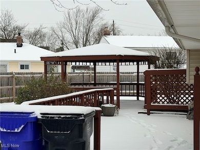 5952 Delores Blvd, Brook Park, OH 44142 - photo 4