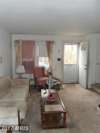 4119 Shannon Dr, Baltimore, MD 21213 - photo 3