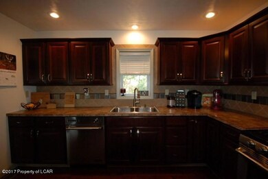 Kitchen (2)