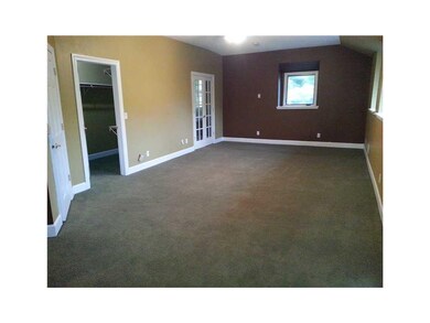 Master Bedroom. Huge master bath and walk in close