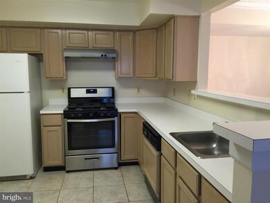 8301 Bluebird Way unit F, Lorton, VA 22079 - photo 7