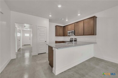 1226 S College Ave, Troy, TX 76579 - photo 5