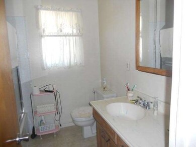Main full bath