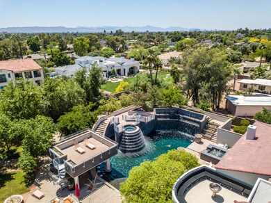 5757 E Camelback (9 of 10)