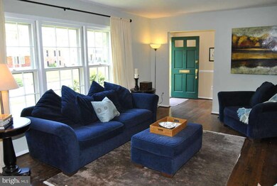 1038 Dalebrook Dr, Alexandria, VA 22308 - photo 4