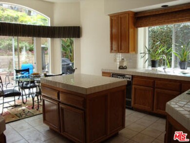 1733 Blackbird Cir, Carlsbad, CA 92011 - photo 3
