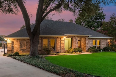 1801 Glenbrook Ct, Bedford, TX 76021 - photo 7