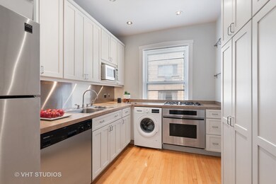 2916 N Pine Grove Ave unit 3, Chicago, IL 60657 - photo 6