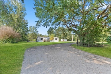 42347 Smith Ln, Ponchatoula, LA 70454 - photo 4