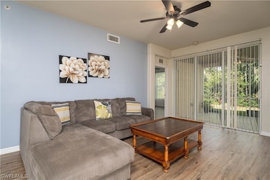 Spacious living room